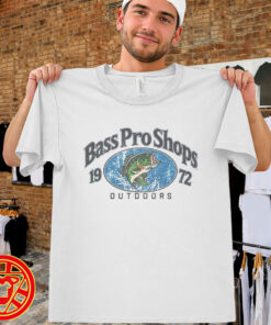 Brad Pitt Bass Pro Shop men-design