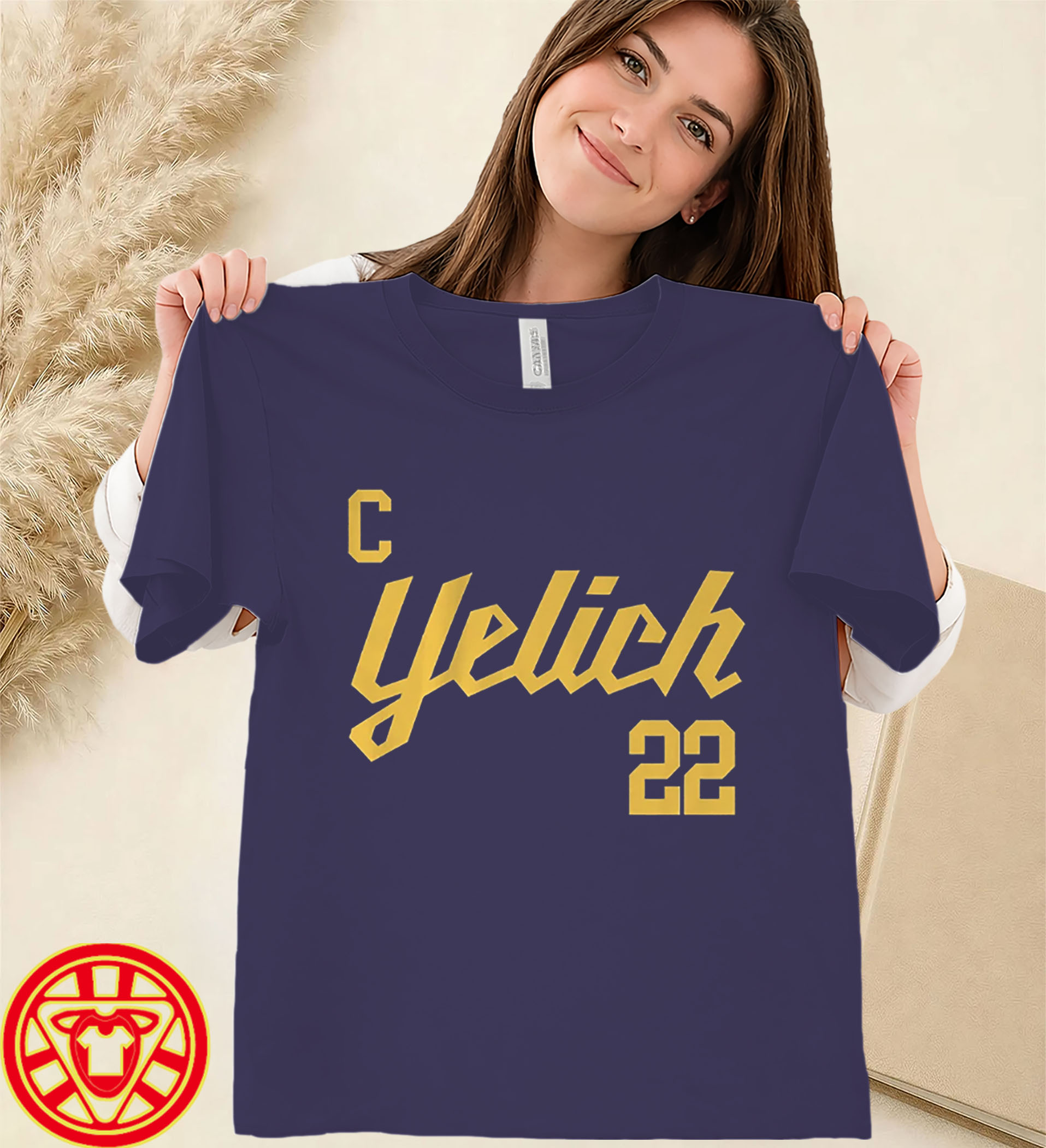 Christian Yelich Captain women-design