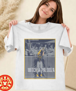 Garrett Mitchell Home Run Robberywomen-design