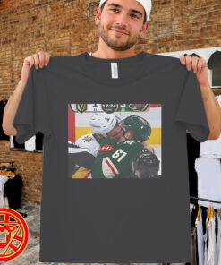 Lorenz And Lauzon Kissing Fight men-design